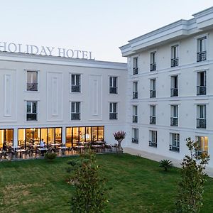 Holiday Hotel